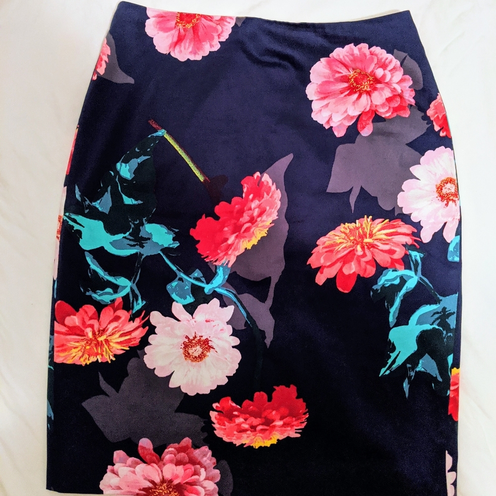 Banana Republic Floral Pencil Skirt